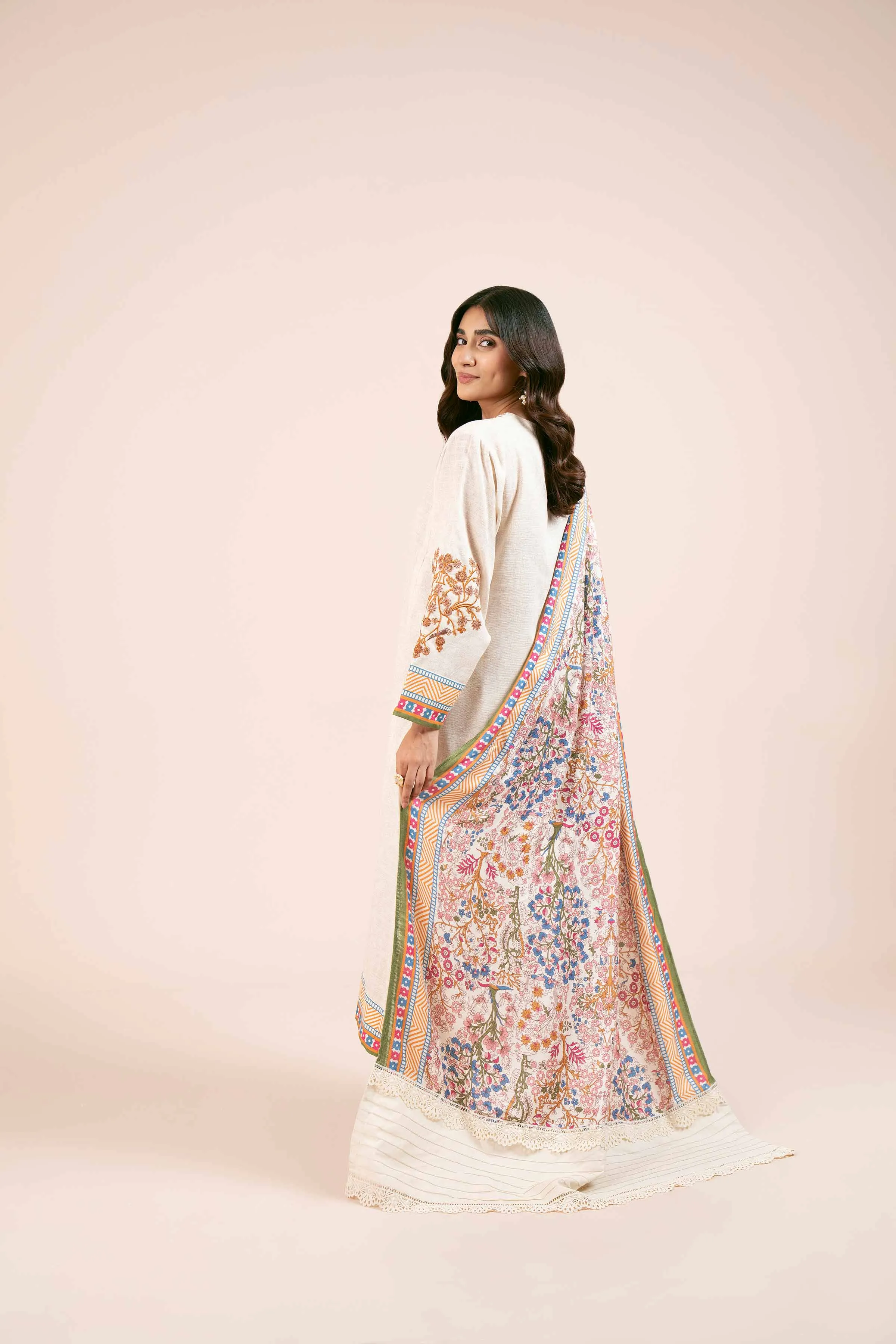 2 Piece - Printed Embroidered Suit - 42404084